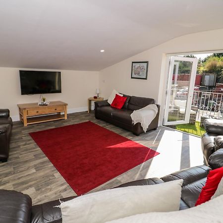 The Apartment At Plas Yr Eithin Amlwch Esterno foto