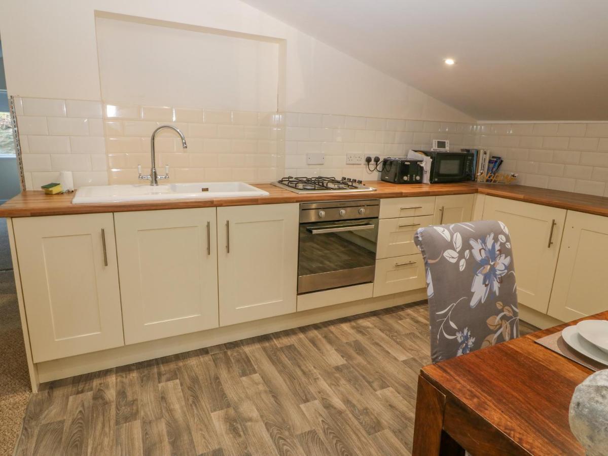 The Apartment At Plas Yr Eithin Amlwch Esterno foto