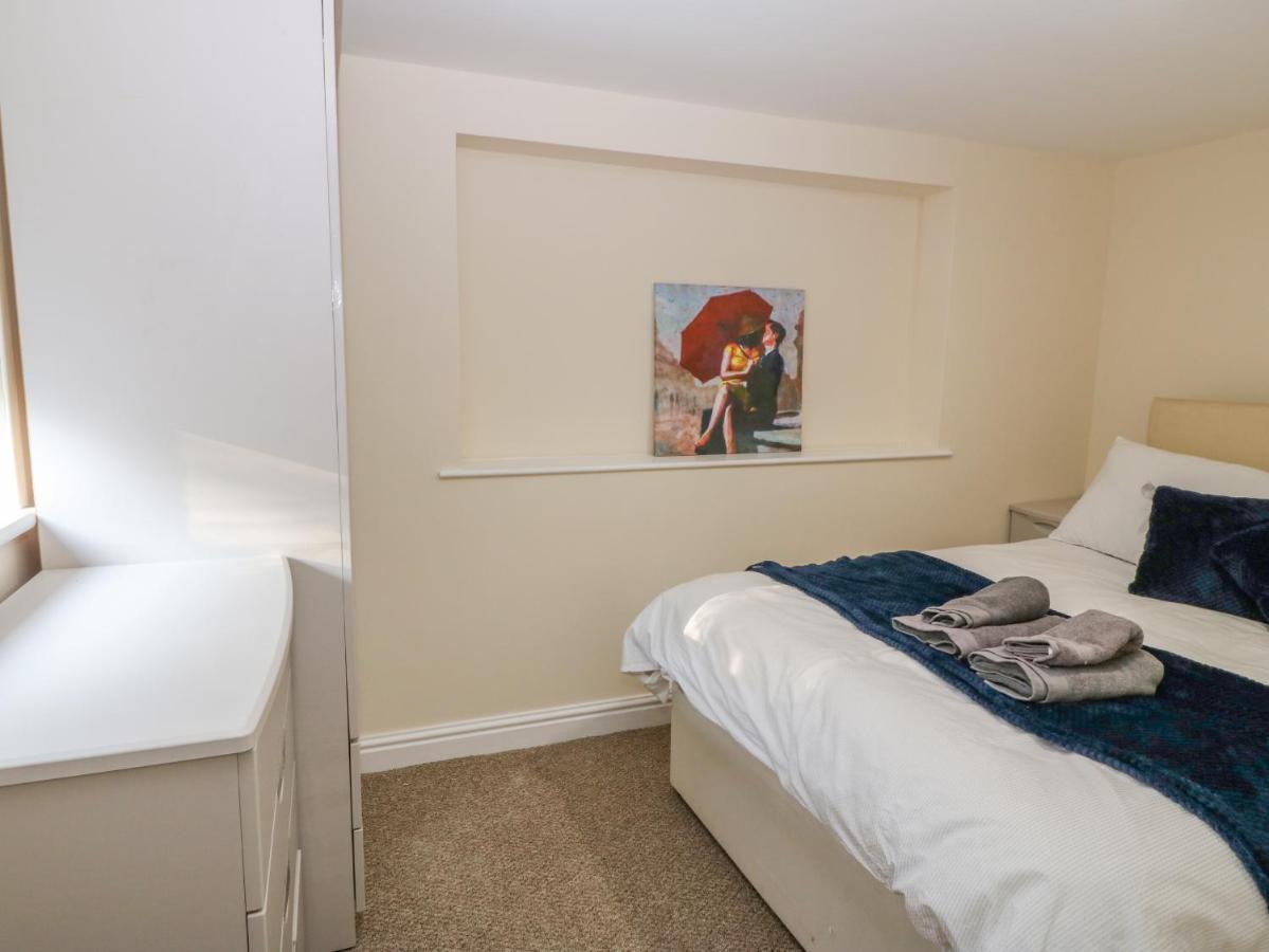 The Apartment At Plas Yr Eithin Amlwch Esterno foto